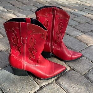 Red Cowgirl Boots Heeled Western - Cherry Red, Size 9